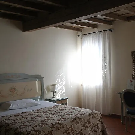 Il Giardino Fiorito Bed & Breakfast 3*