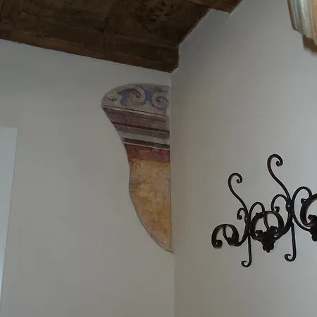 住宿加早餐酒店 菲奥里托住宿加早餐旅馆 费拉拉